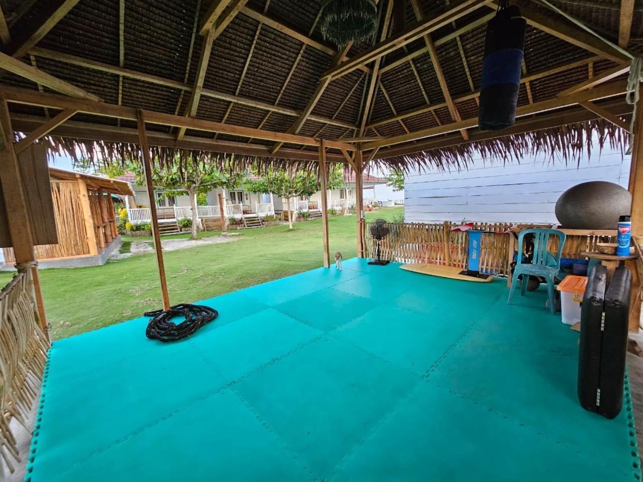 Katiet Beach Resort Mentawai Lances Right Hts Εξωτερικό φωτογραφία